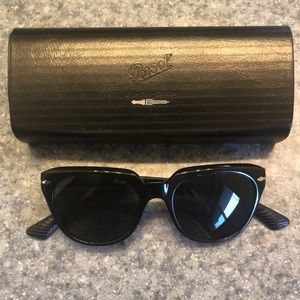 PERSOL Polarized Sunglasses Film Noir Edition Hand Made in Italy